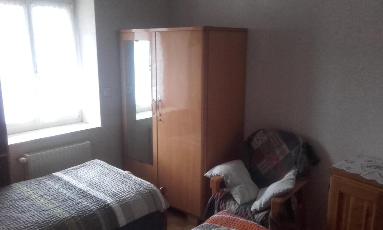 B&B Signora Elvira Capriana Eksteriør billede